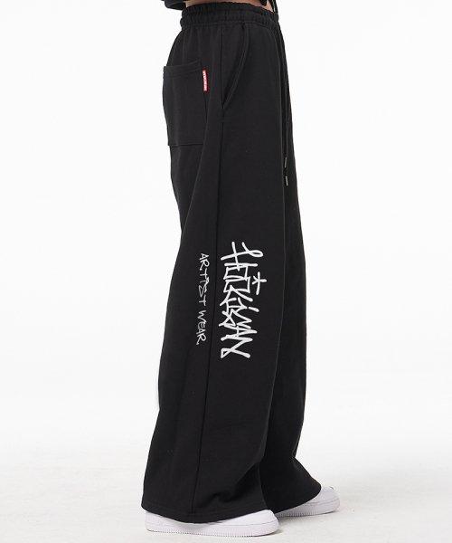 아티스트웨어(ARTISTWEAR)  [ATW x HOOLIGAN] 로고 와이드밴딩 팬츠 - 사이즈 & 후기 | 무신사
