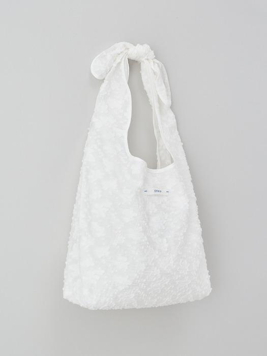 Flower embroidered bag_white