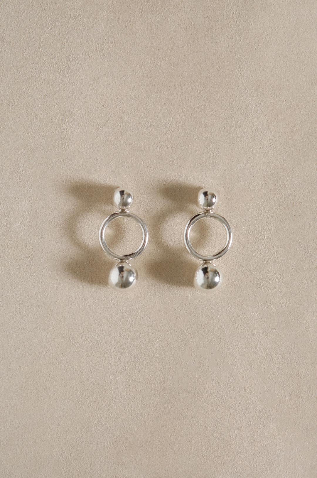DOUBLE SPHERE EARRINGS