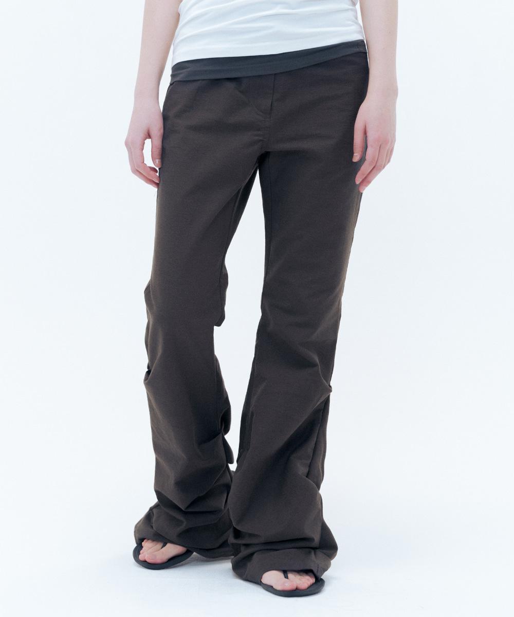 [4/14 release] Cotton shirring bootscut pants BROWN