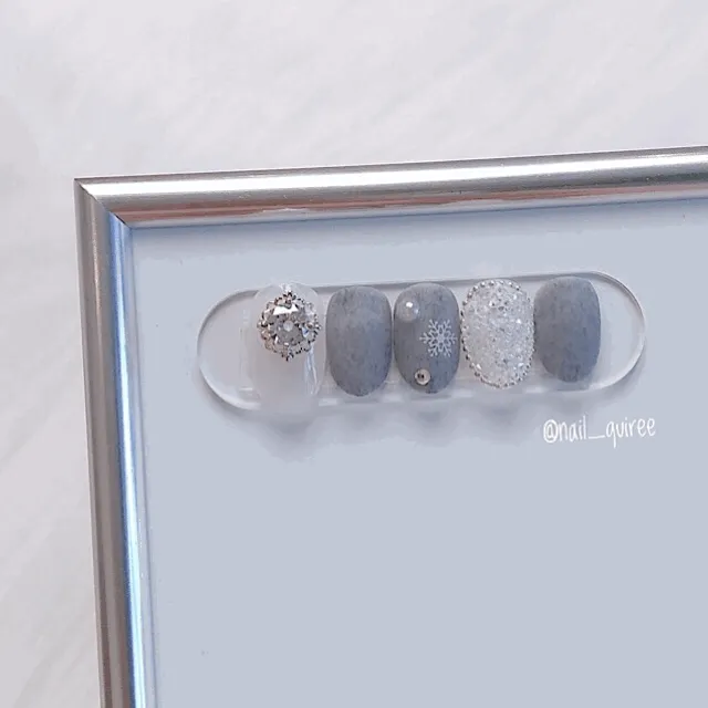 그레이 눈꽃앙고라 수제네일팁
