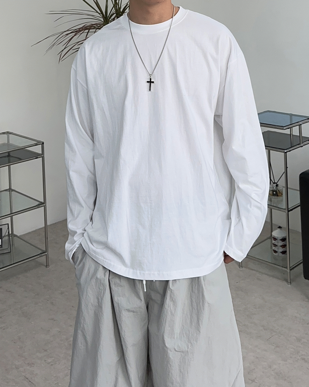 페른 트임 워싱 긴팔 티셔츠