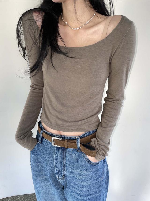 everyday U-neck T