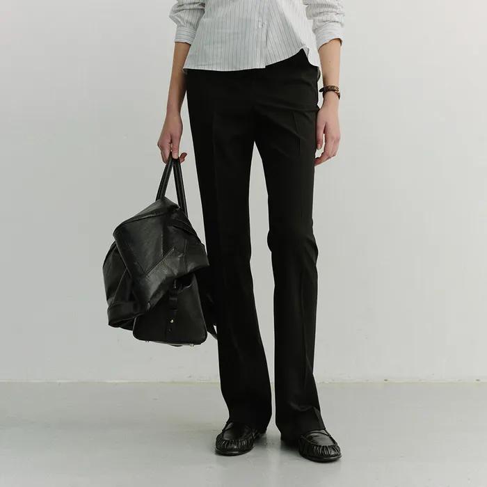 SEMI BOOT-CUT SLIM SLACKS BLACK_UDPA6A201BK