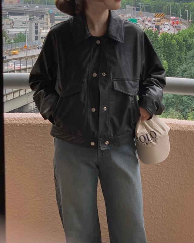 루크 포켓 leather jacket