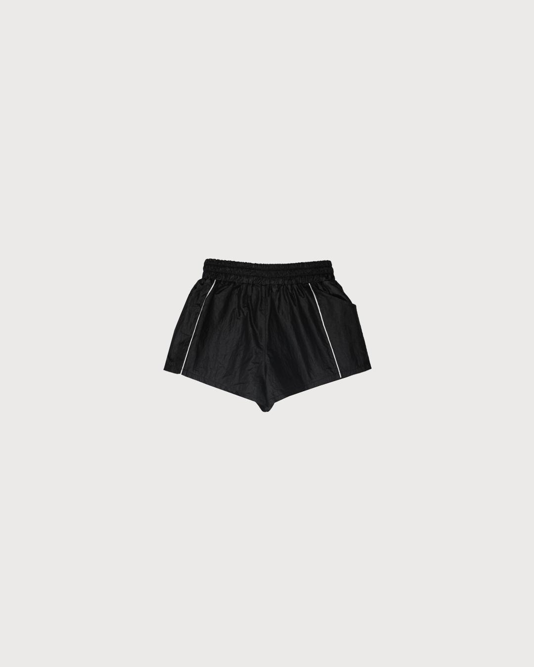 cold shorts / black
