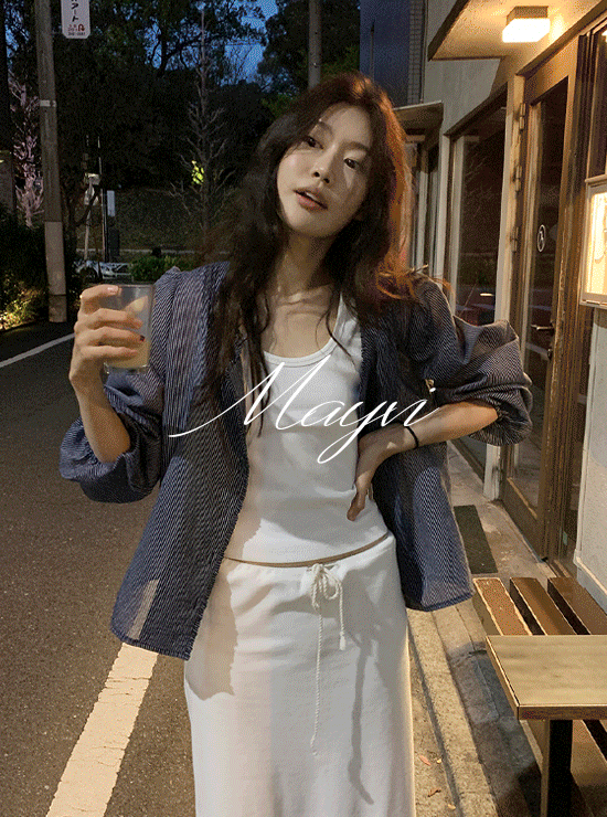 언더비 [미리여름7%💙/Mayvi/여름] Blooming 스트라이프 블라우스 (2 color)