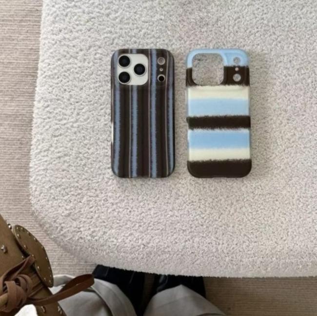 스카이브라운 케이스