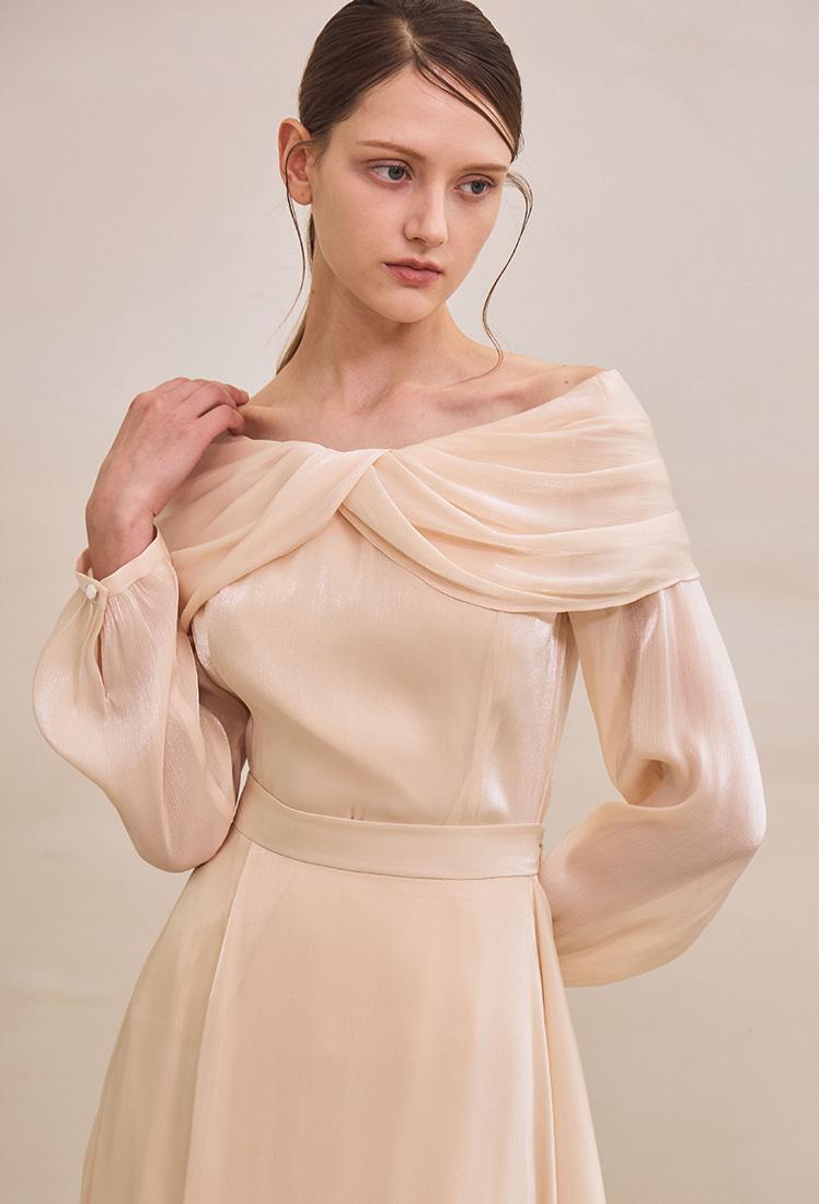 Anais Off-shoulder Blouse (Beige)