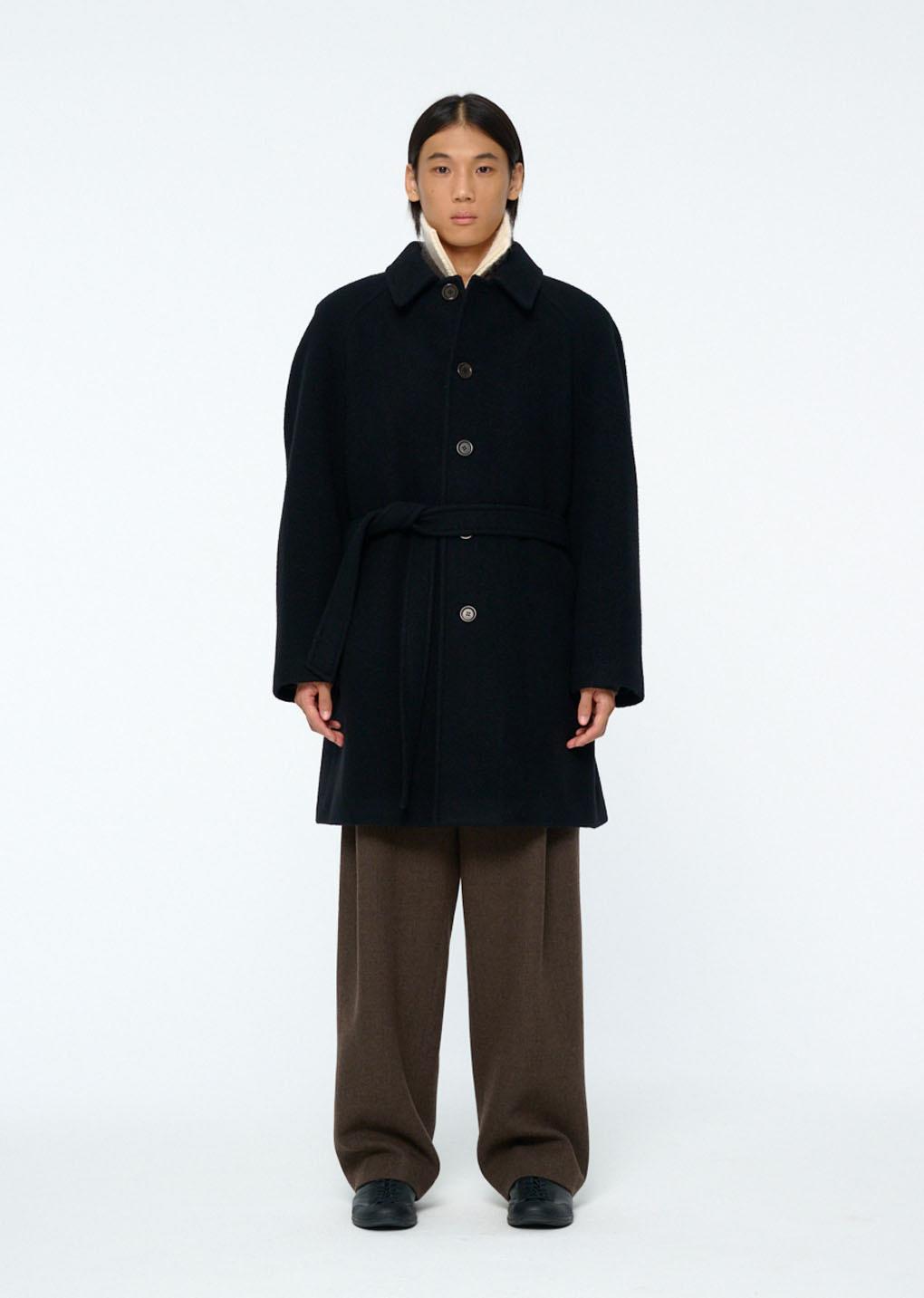 mens raglan coat, black