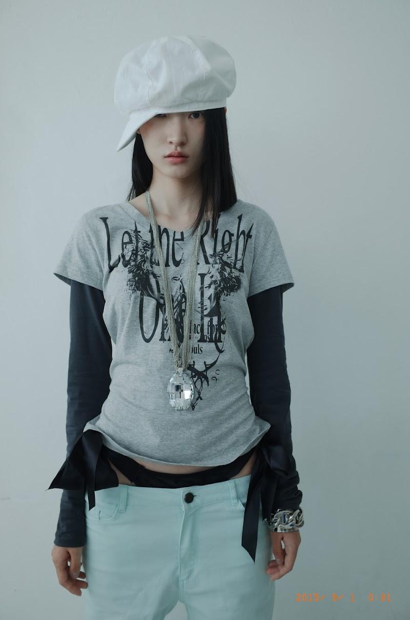 LET ME layered t shirt SALE