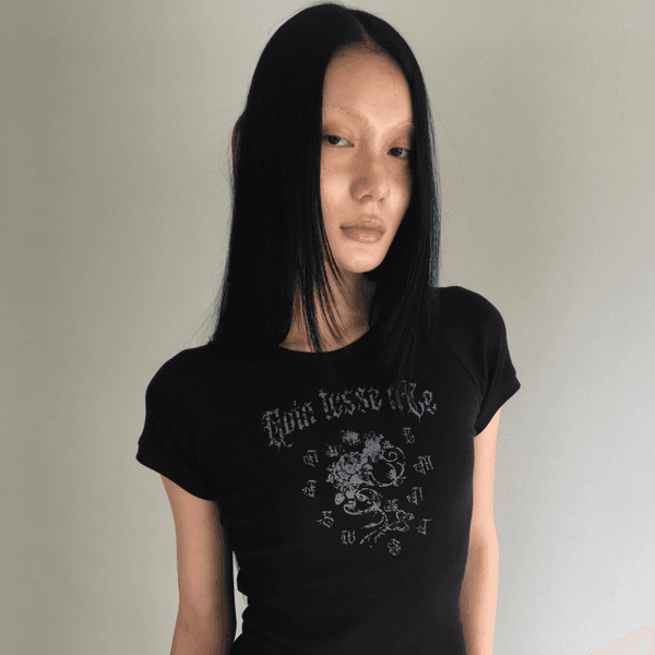 Rose raglan top black