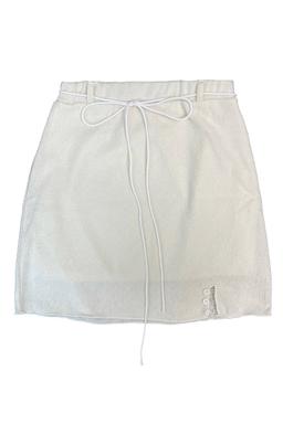 Button slit skirt