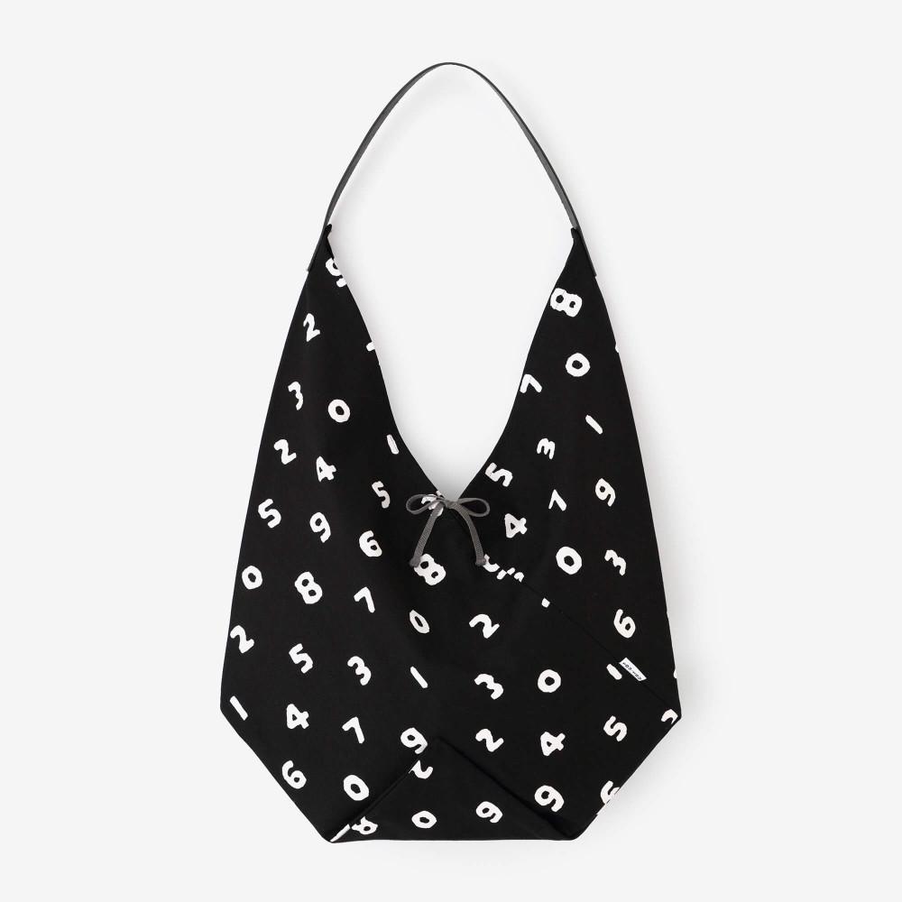 소우소우SOUSOU 숄더백 잇사이부쿠로  블랙 화이트