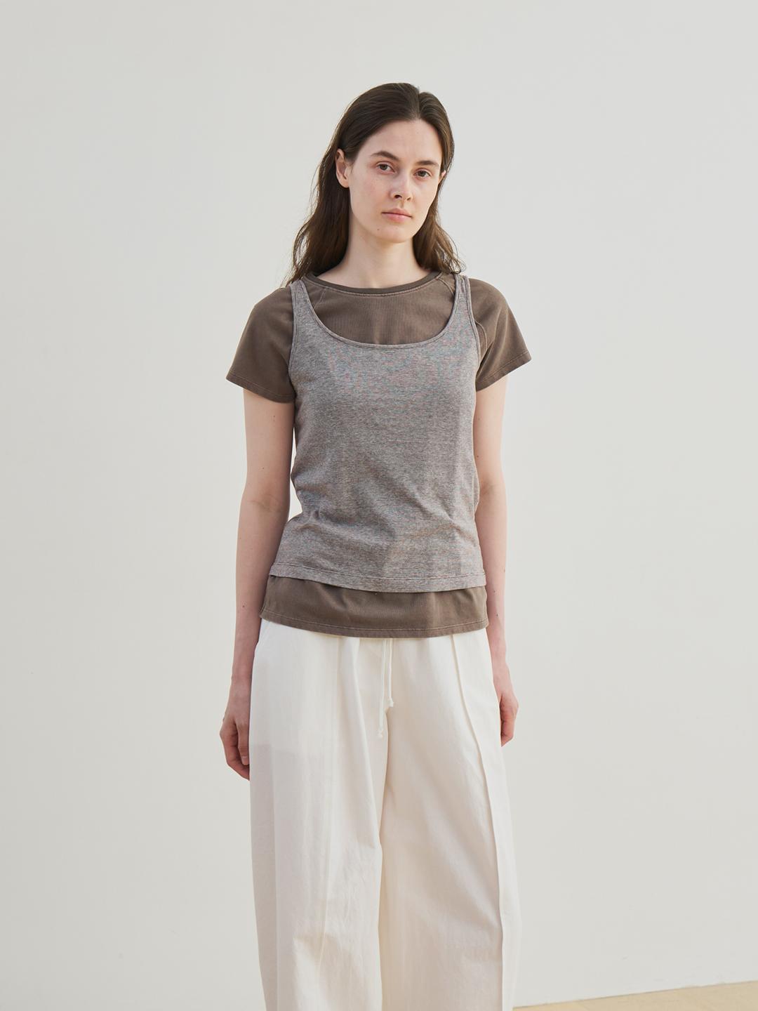 stripe sleeveless (brown)