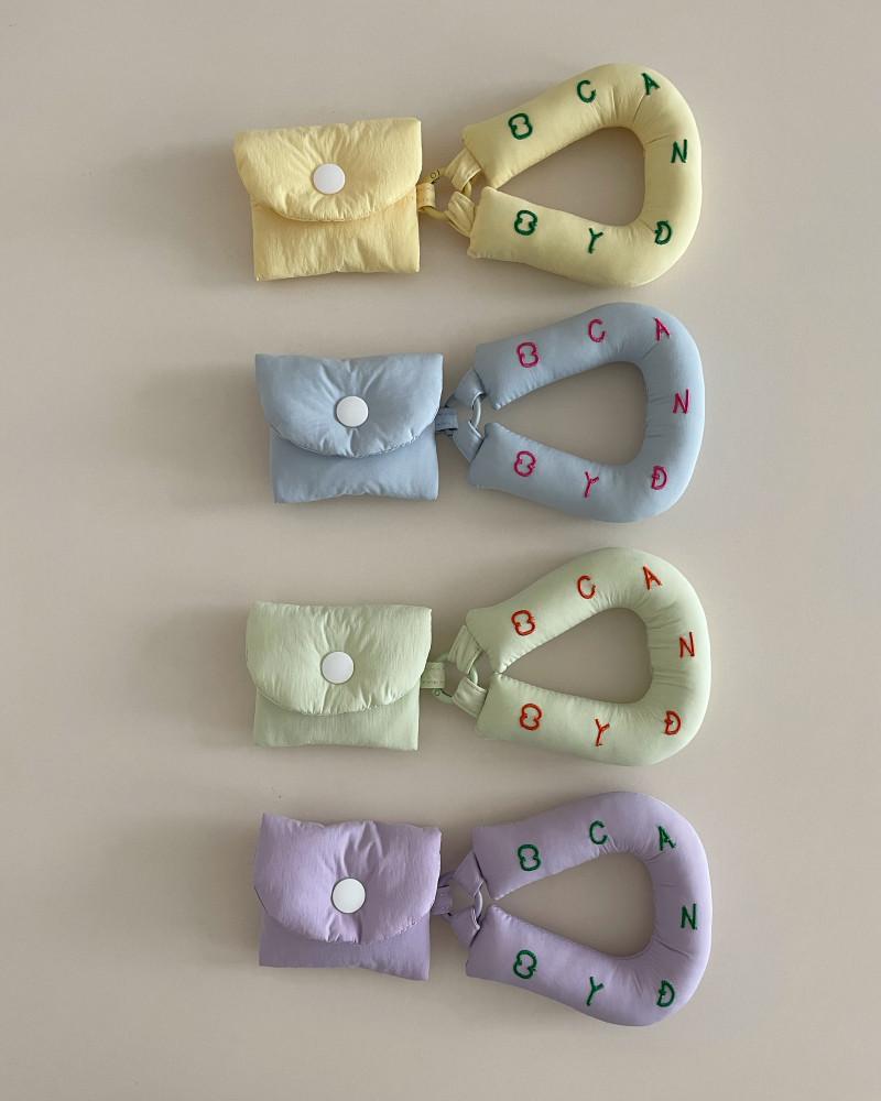 [데이바이데이] 스프링 에어팟 케이스 (4color)