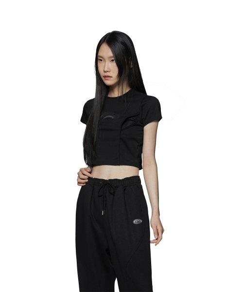 SECTION SHORT-SLEEVED T-SHIRT - BLACK