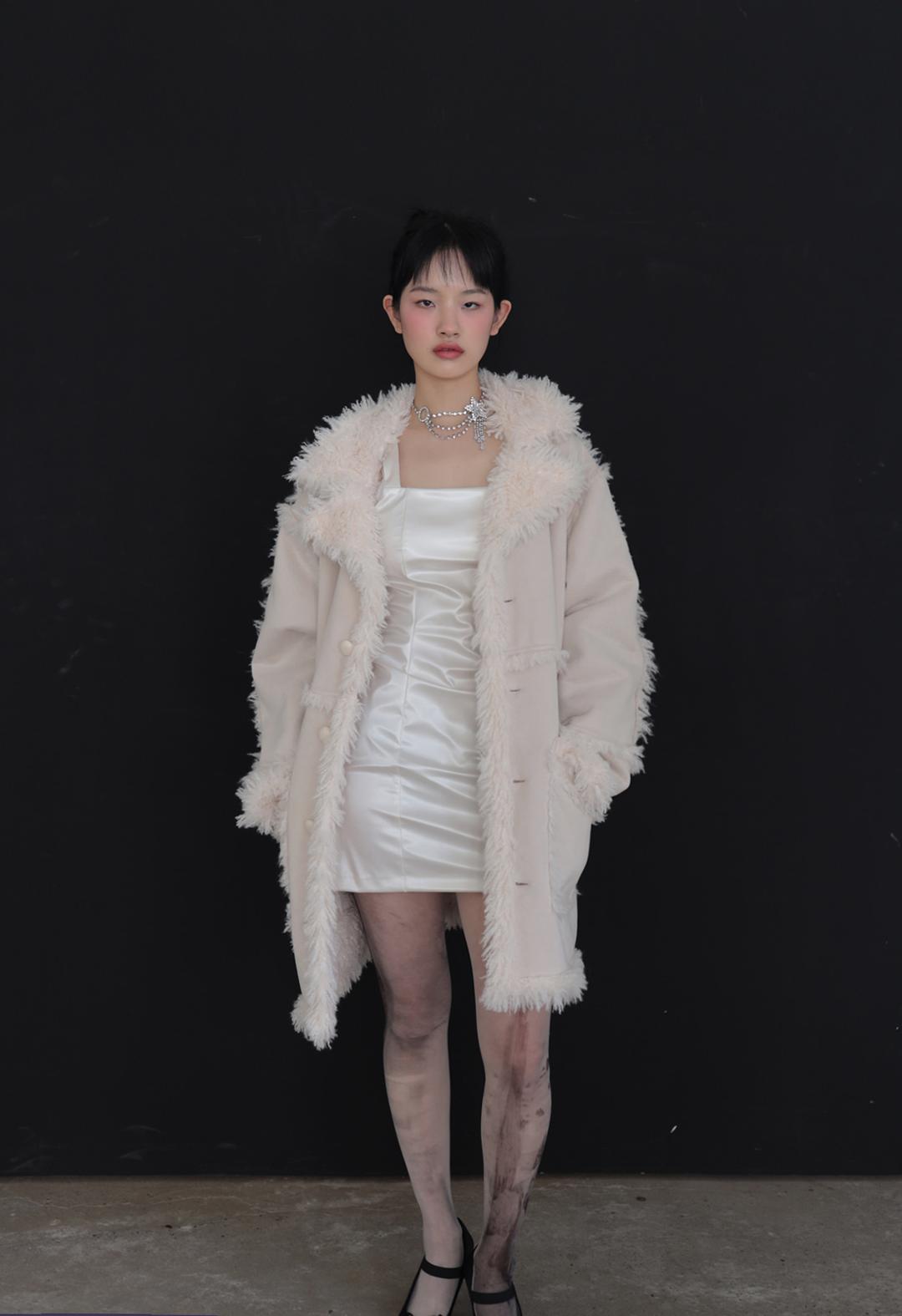 Ella Overfit Fur Mustang, 2color