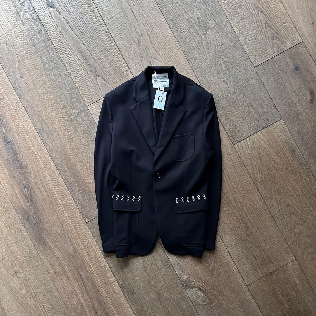 Eyelet Clip Detail Jacket | 후루츠패밀리