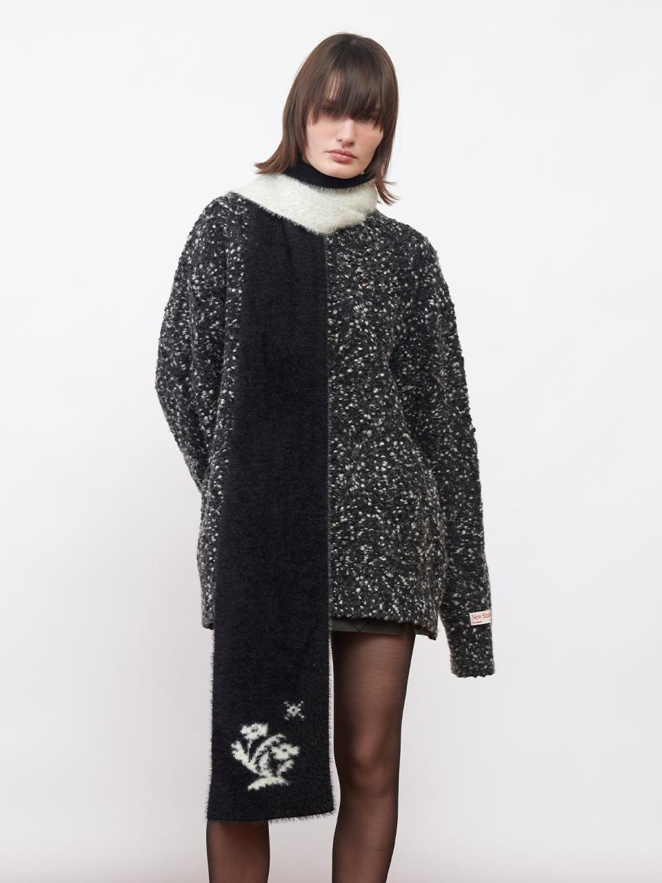 Fluffy Muffler UNISEX Black Ivory