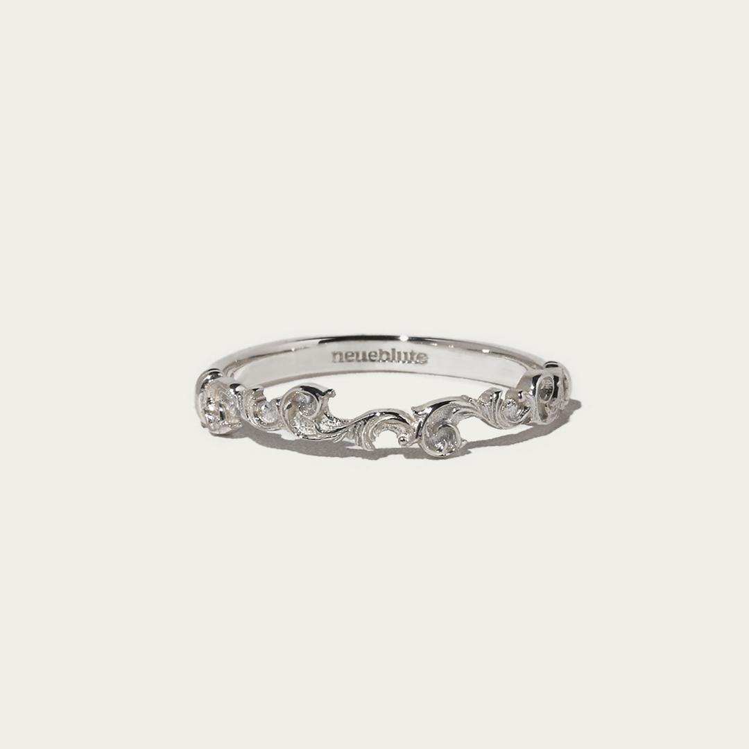 Wave Waltz Ring