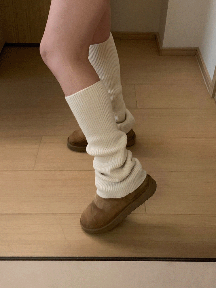 피터앤웬디 [🧵고퀄리티/강력추천👍🏻] 루즈핏 울 레그 워머