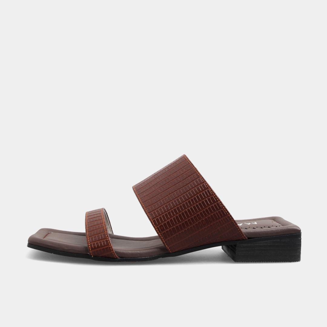 Mrc03s Urban Flat Sandal (Brown Crack)