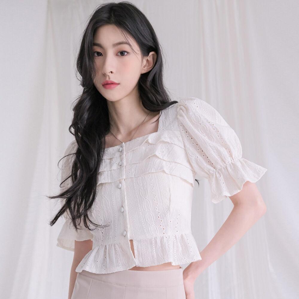 punching frill blouse IVORY