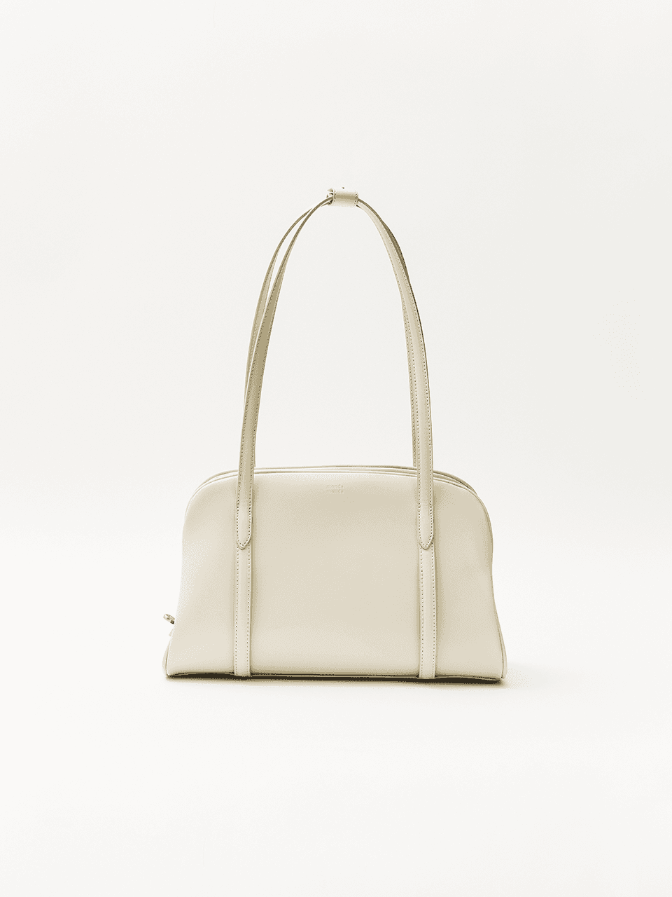 Moment medium shoulder bag Ivory *5월 26일 예약 배송