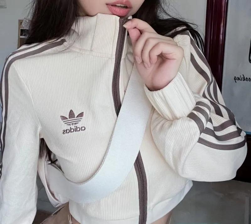 Adidas 아디다스 크롭 블레이저 트랙 탑 트레이닝 져지 베이지 브라운 IP3005 | 상품 상세 | 크로켓