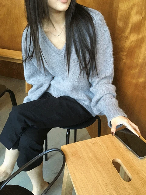 fav v-neck knit (3color)