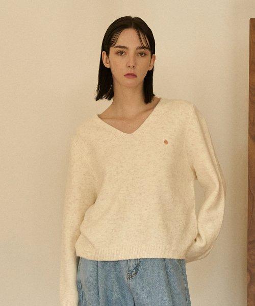 Essential V-Neck Knit Ts_Ivory