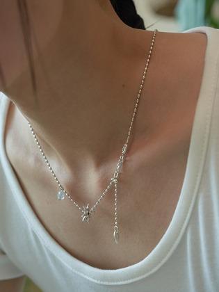 Jellyfish necklace