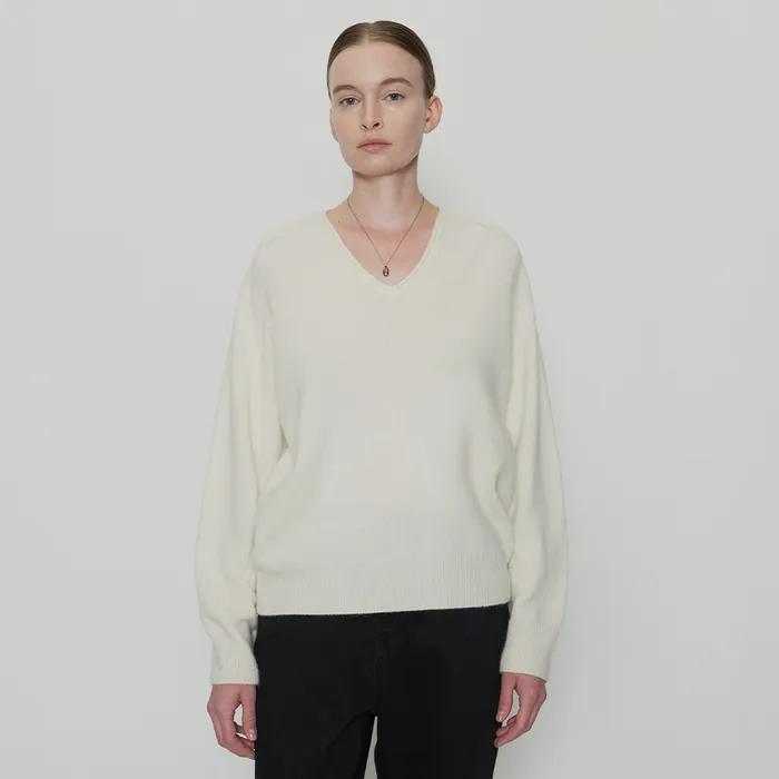 Edin V-Neck Alpaca Knit - Ivory