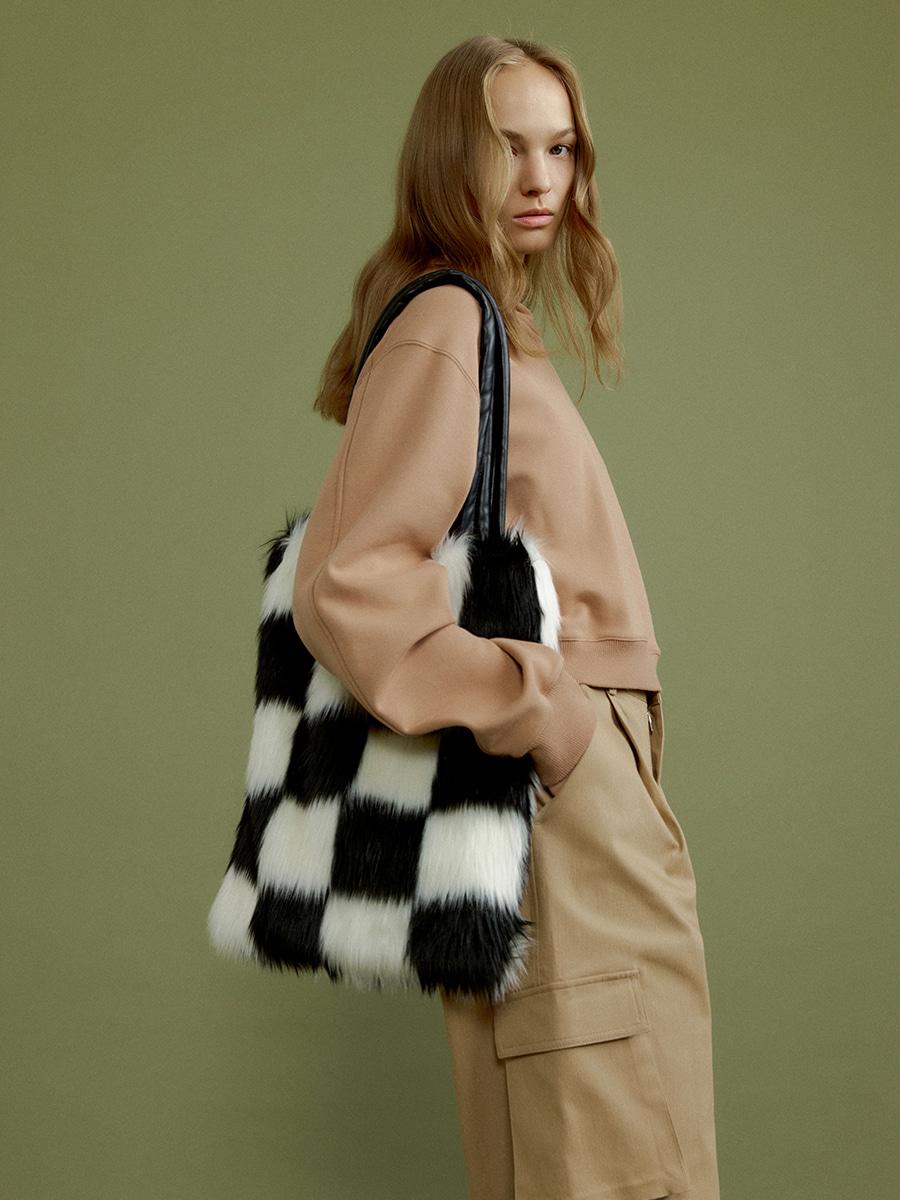 COV 25 tablet bag [black+white]