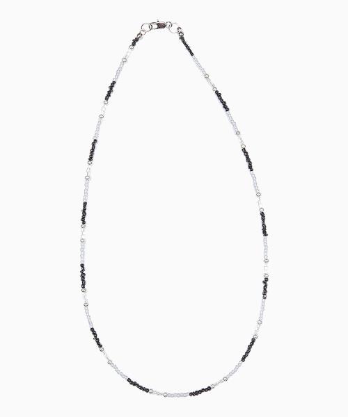 Beach Beads Necklace in Black