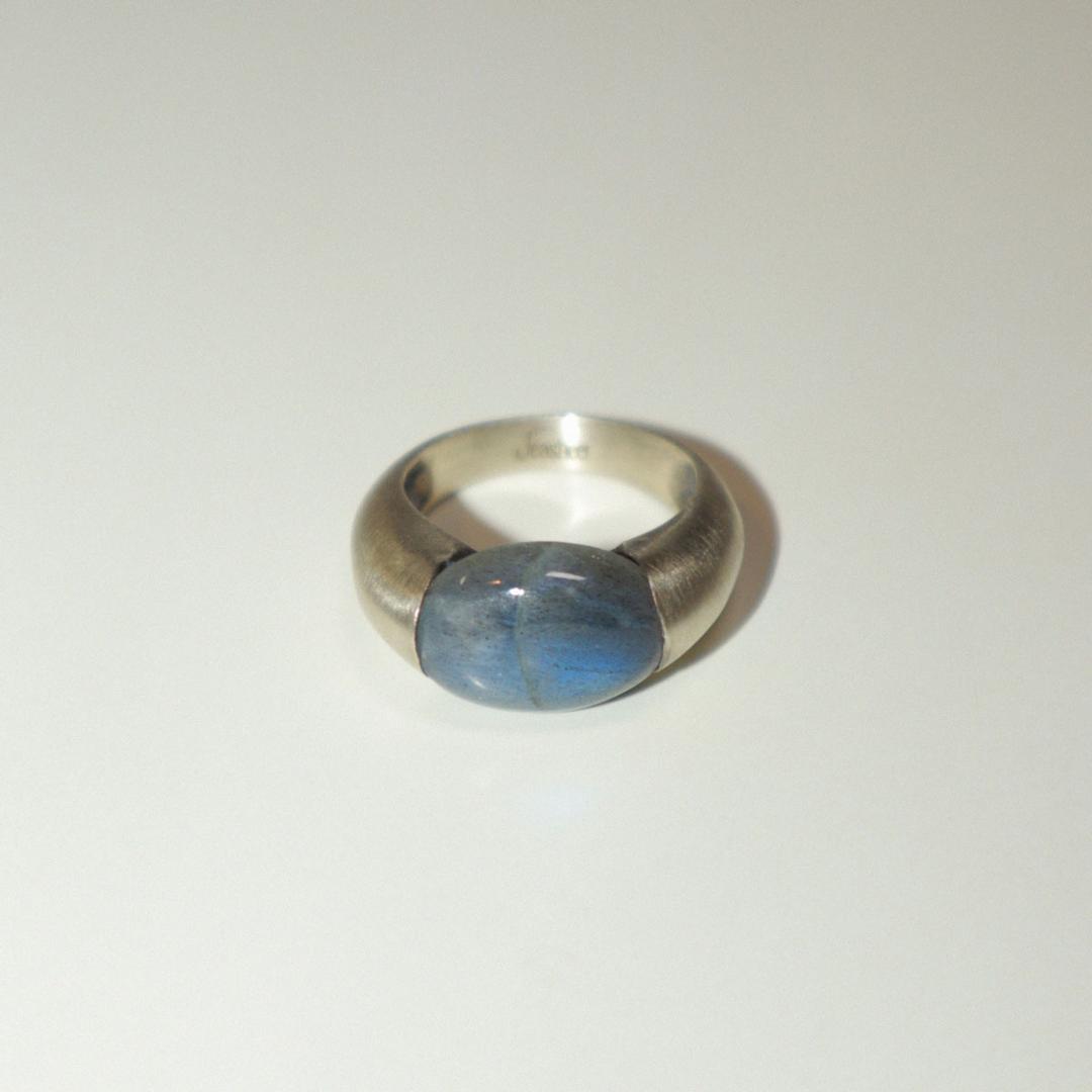 ORIENTAL LABRADORITE RING