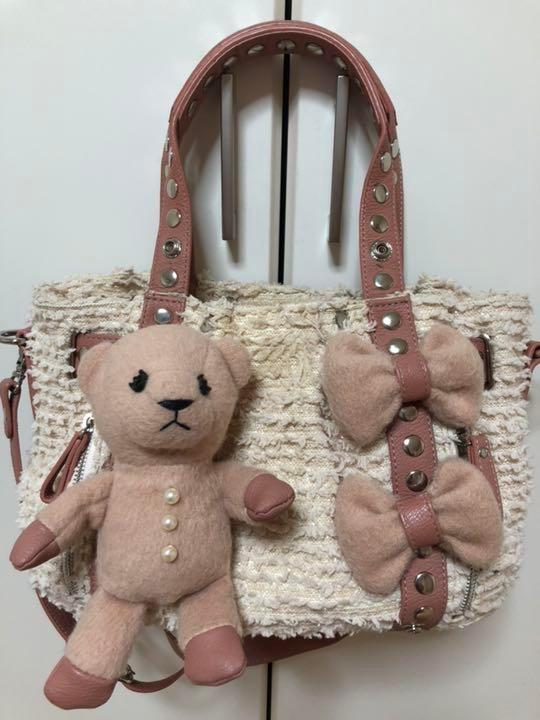 사만다베가 핑크 곰돌이 가방