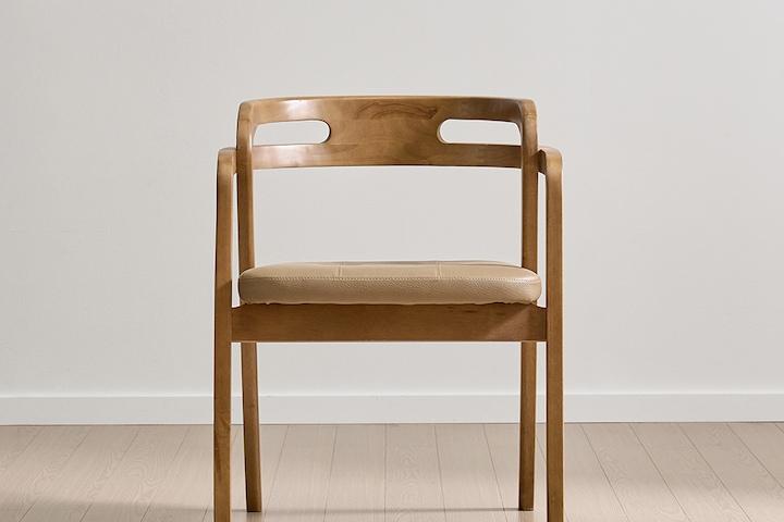 앤오브 고무나무 원목 식탁 의자