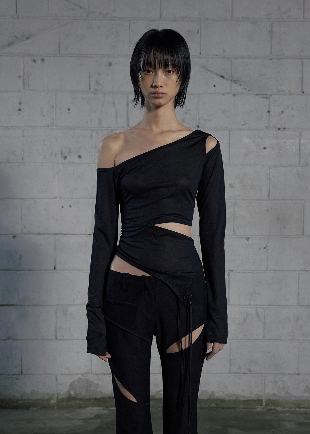 SEE THROUGH CUT-OUT SLEEVE, BLACK