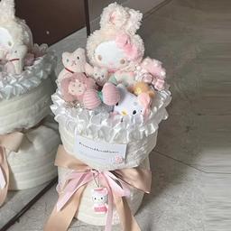 헬로키티 인형꽃다발 산리오 조화 핑크 레이스 키티 졸업식 기념일 생일 선물 꽆다발