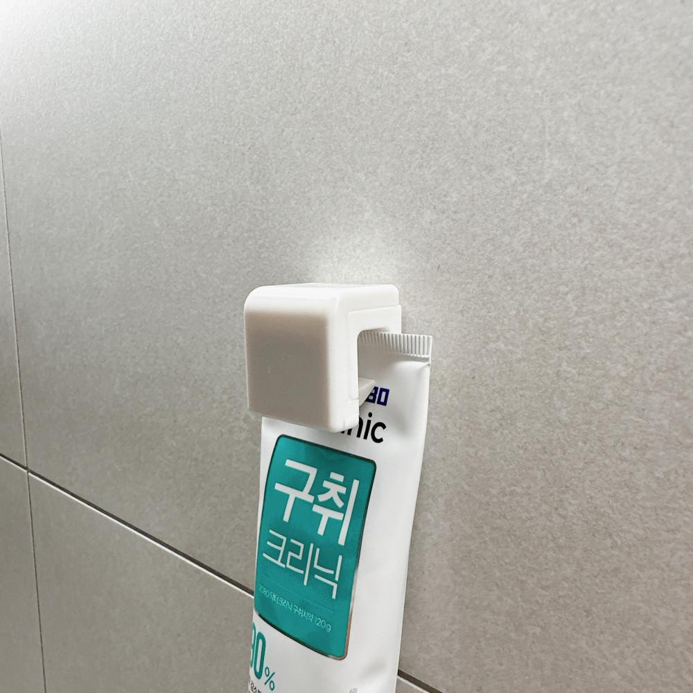 모던 치약 걸이 튜브형 화장품 걸이 화이트 인테리어 용품