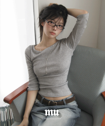 [MADE/바이오워싱🍀] MOMU BASIC 데일리 7부 여리넥 티셔츠 - 3color