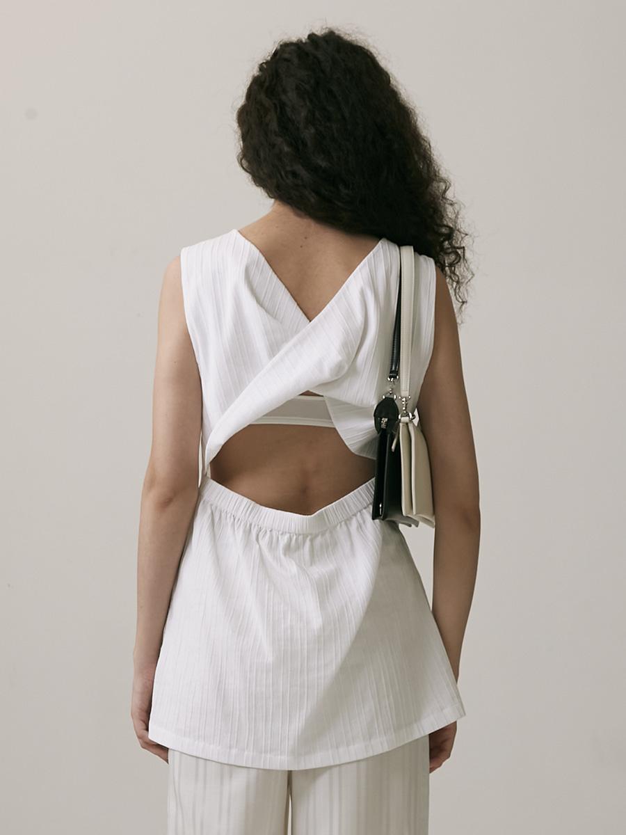22SS_Back Draping Detail Top (White)