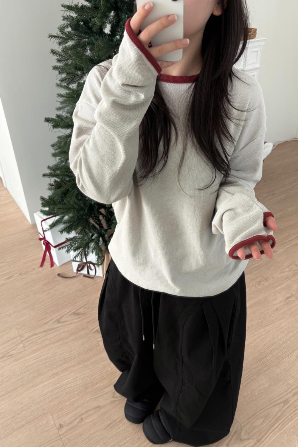 배색 포인트 핸드워머티