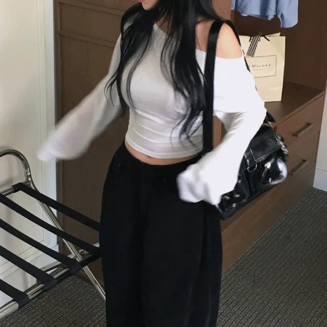[허리잘록핏~] 오프숄더 보트넥 글램 슬림핏 긴팔 데일리 티셔츠