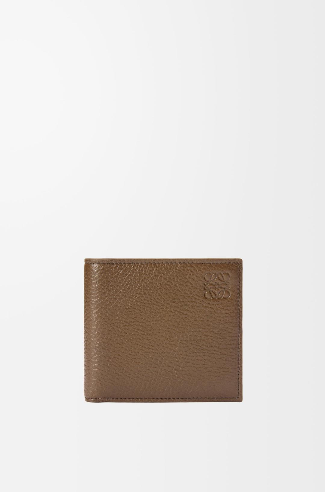 Bifold coin wallet in deerskin