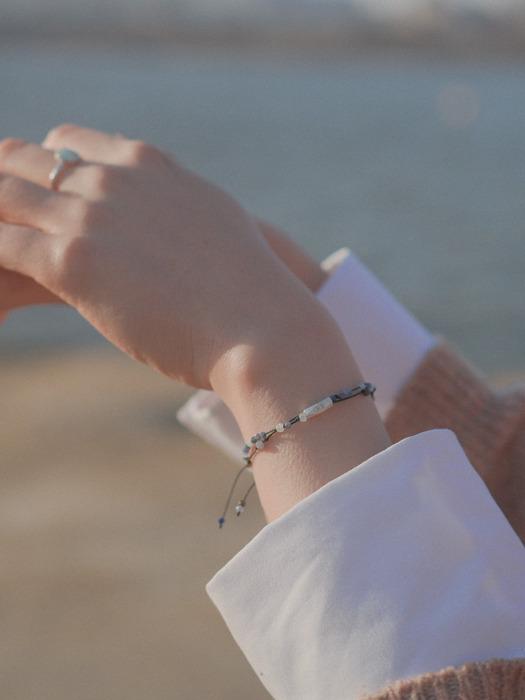 젊음의 바다, double line bracelet of March