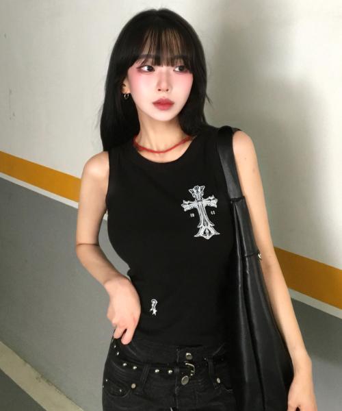 고딕 크로스 탱크탑_블랙