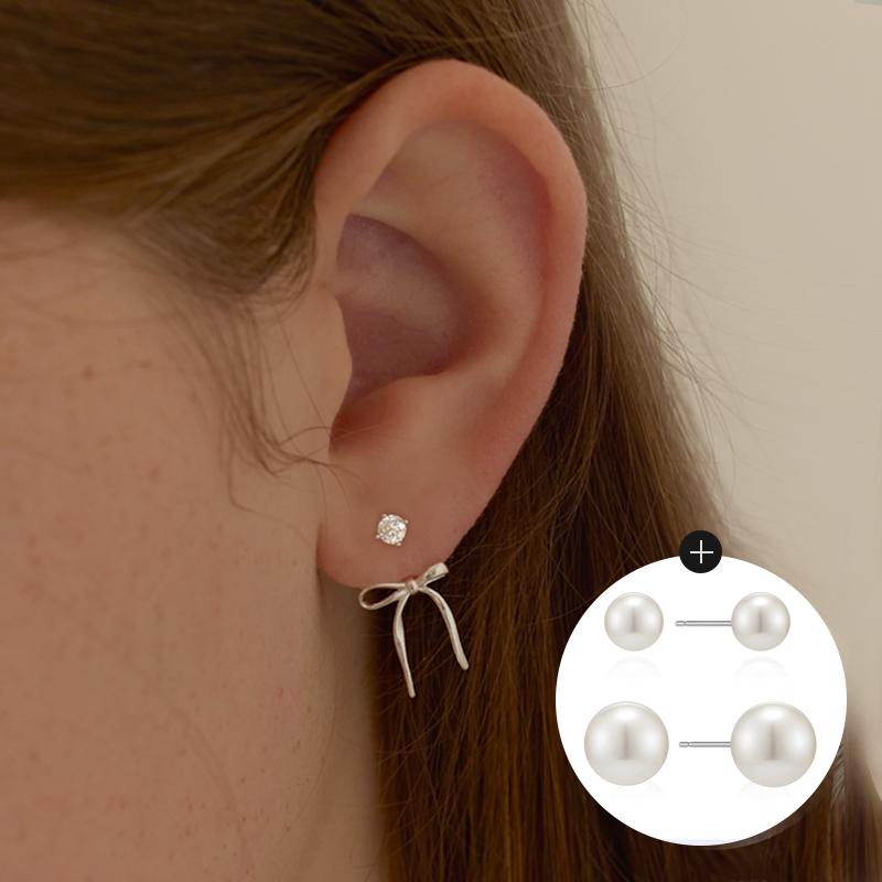 [아몬즈 단독][6mm+10mm 진주 귀걸이 증정 ] 클리어 투웨이 리본 귀걸이